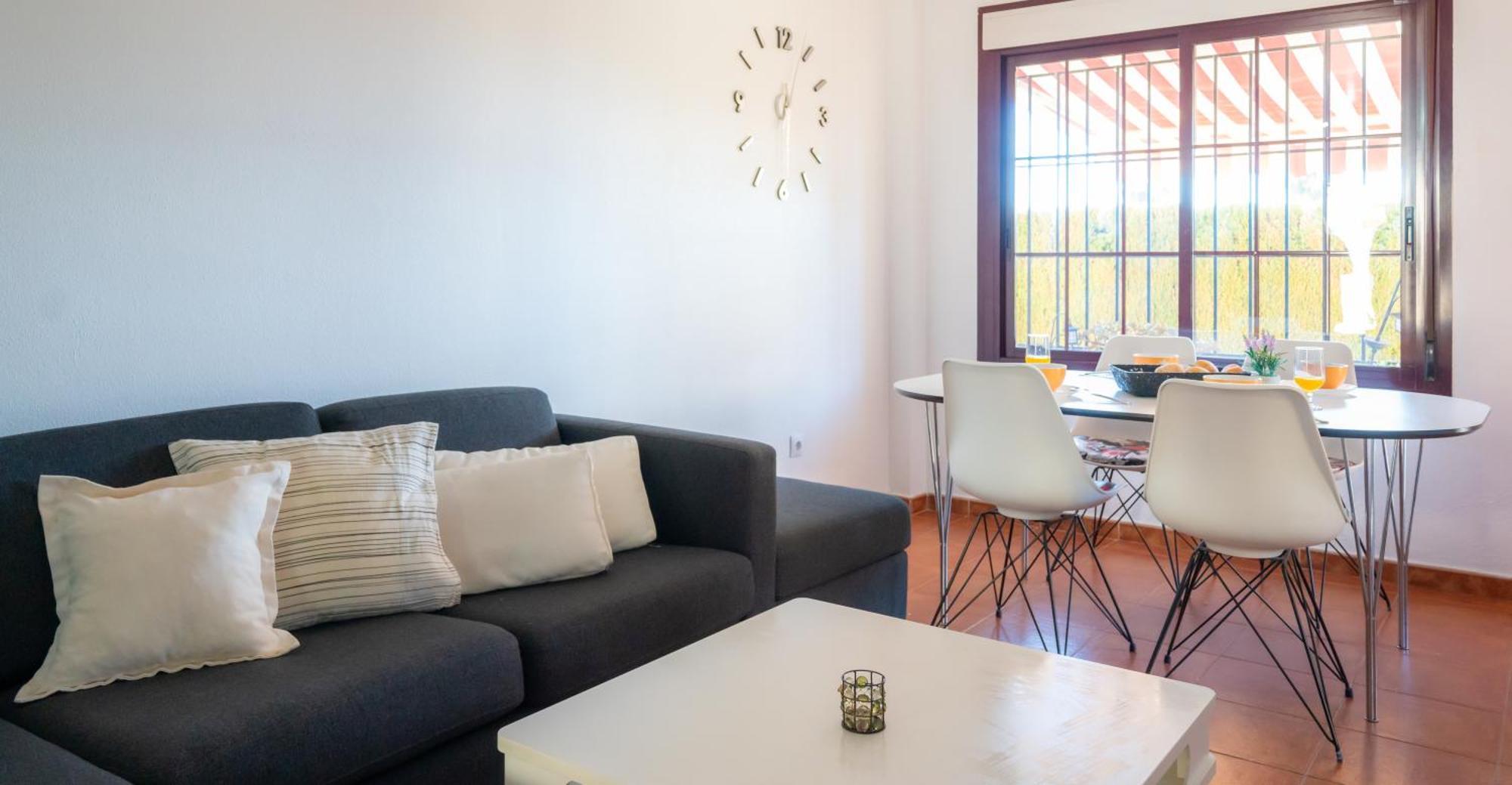 Club Salino Hideaway-Your Peaceful Retreat With Pool In 또레비에하 외부 사진
