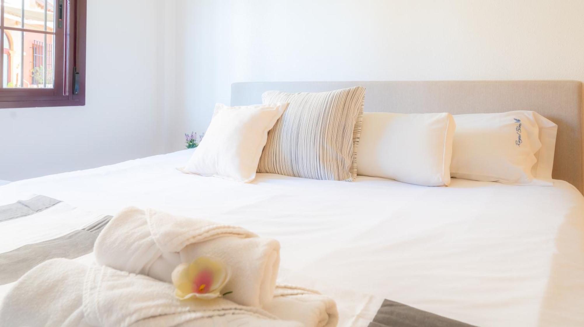 Club Salino Hideaway-Your Peaceful Retreat With Pool In 또레비에하 외부 사진