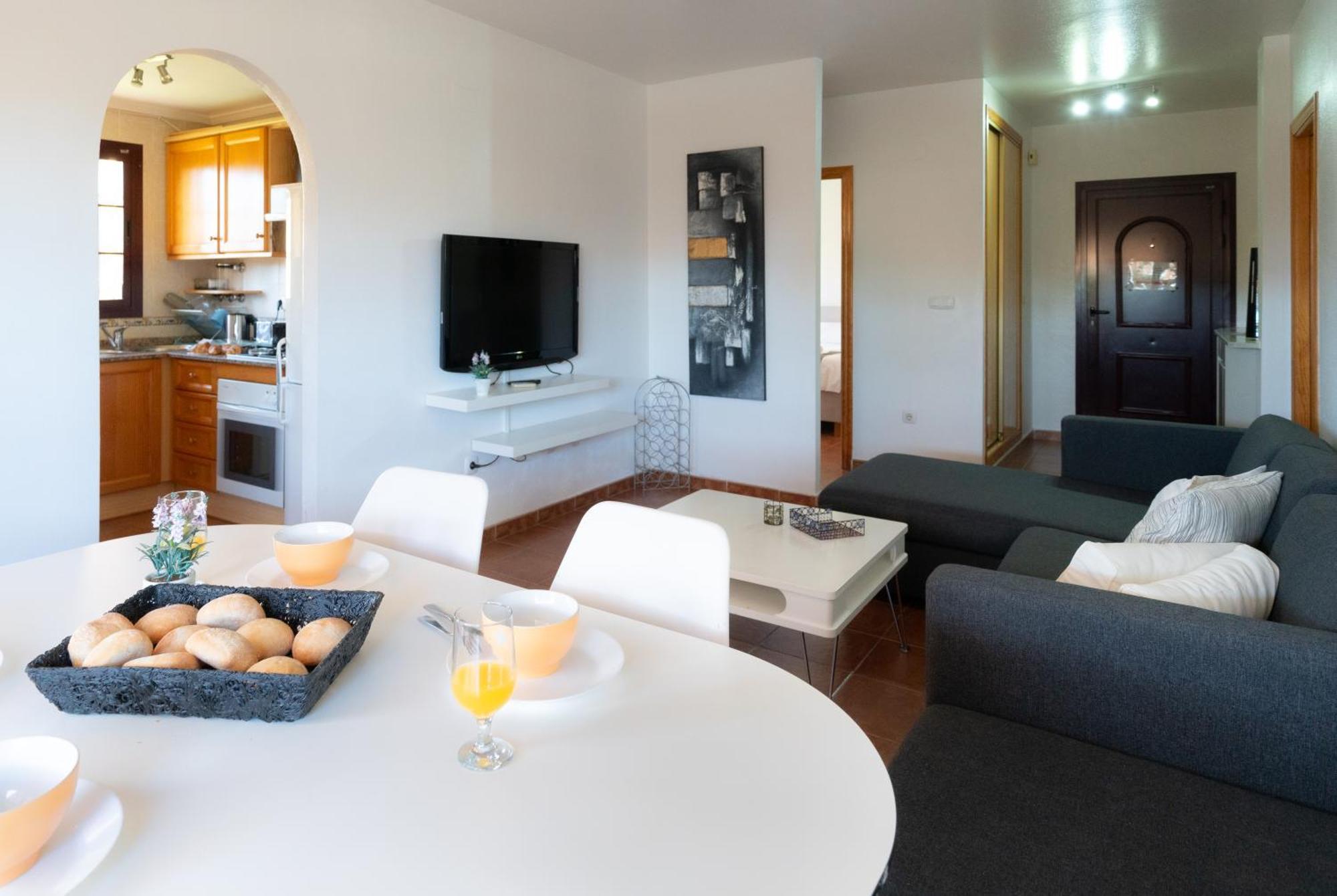 Club Salino Hideaway-Your Peaceful Retreat With Pool In 또레비에하 외부 사진