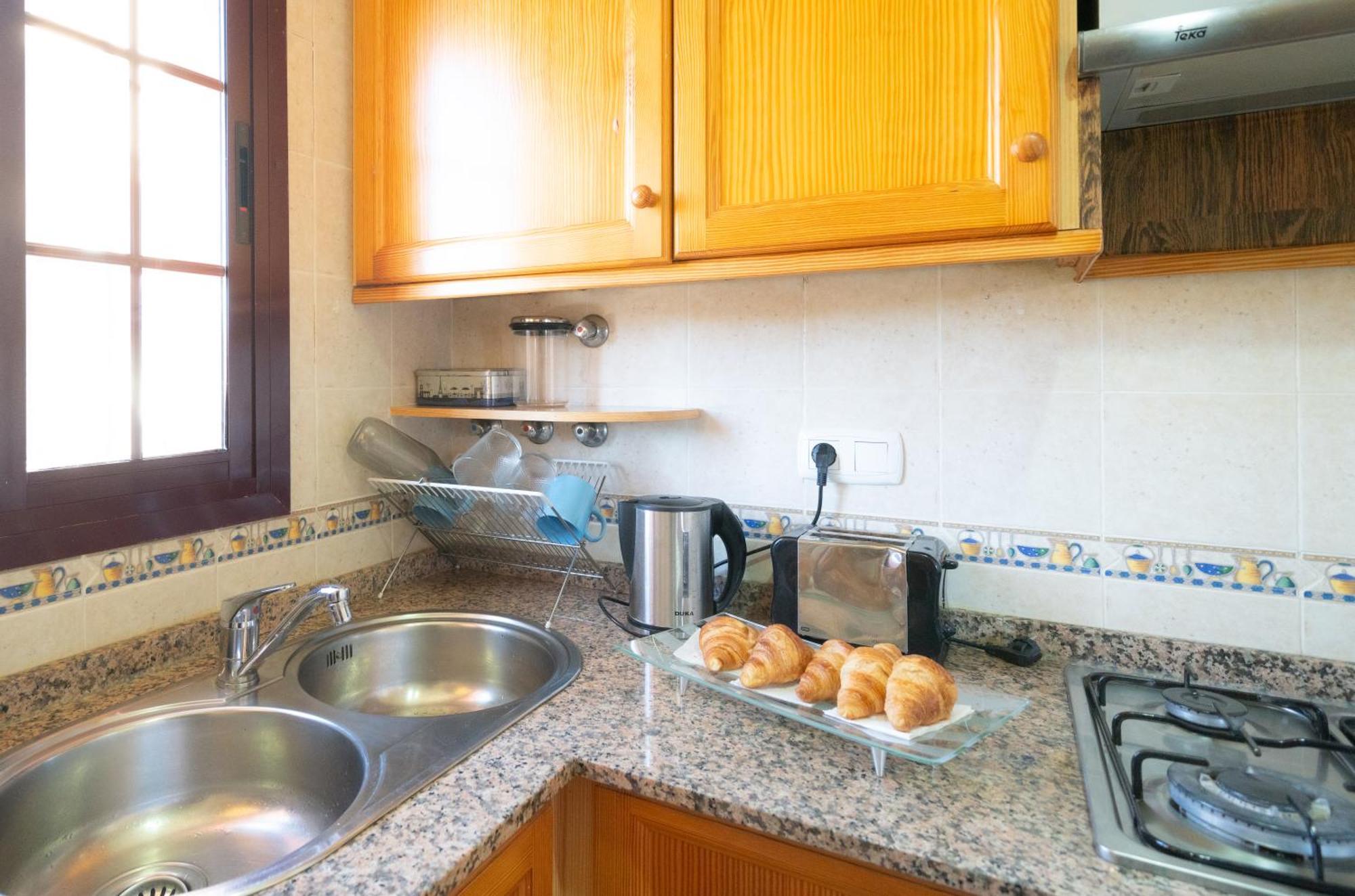 Club Salino Hideaway-Your Peaceful Retreat With Pool In 또레비에하 외부 사진