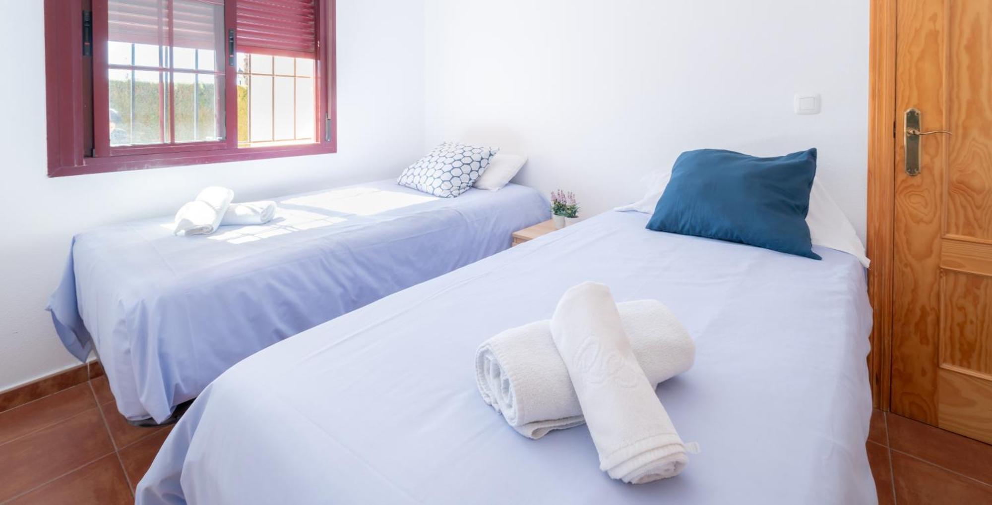 Club Salino Hideaway-Your Peaceful Retreat With Pool In 또레비에하 외부 사진